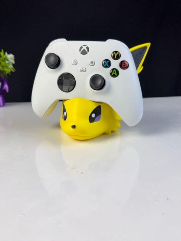 Jolteon Controller Holder