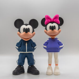 minnie mickey urban art toy v2 uxkb9